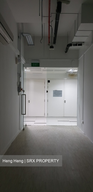 The Promenade@Pelikat (D19), Retail #203001621